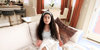 Angel Lost A Bet With Her Stepbro &Now Has To Wear A Remote Control Vibrator That Makes Her Cum 24/7