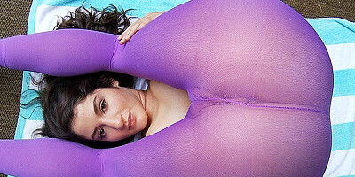 Candy Girl Video - large labia solo action