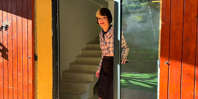 Fit alt babe taking off her outfit and starts masturbating