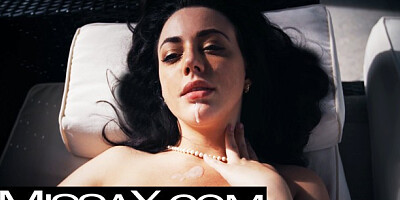 Watch voluptuous Chad White and Jill Kassidy's smut