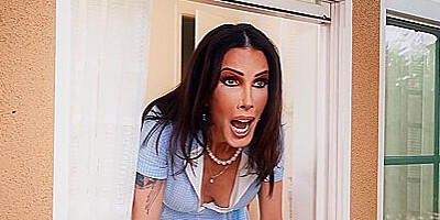 Ass-scaping The Horny Housewife Shay Sights, Rico Hernandez