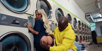 Graceful Luna Luxe's blonde action