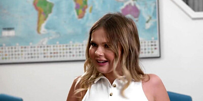 Teacher wants to tenderize her teenage pussy for real