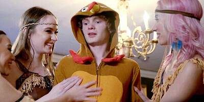 Exquisite Hazel Moore and Jazmin Luv's teen (18+) video