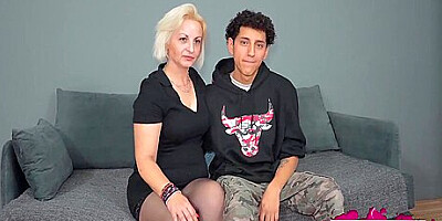 Just Divorced And Eager For Young Dudes: Thats Sweet Lolly! 38 Min