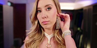 Lesbian Is Obsessed With Haley Reeds Pussy 12 Min