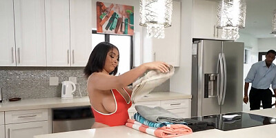 Ebony college slut has her taste of kitchen BBC for breakfast