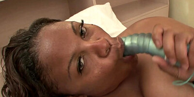 Zizivids action with witching gill from Zizi Vids