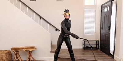 Catsuit hottie gets fucked and enjoys a hot creampie