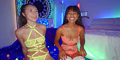 Horny Babes Shares One Dick In 3way Sex