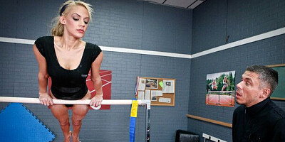 Brazzers Exxtra - side fuck scene