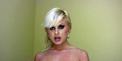 1 Girl 1 Camera featuring Kelly Surfer's selfshot action