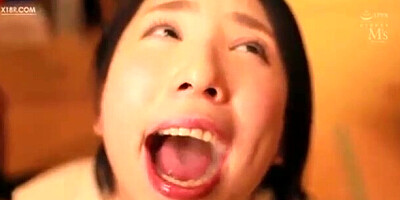 Woman writhing in lewd play,02792