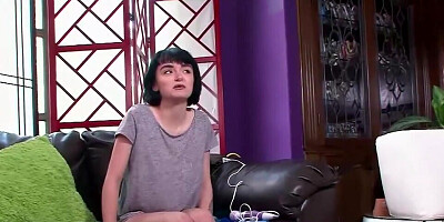 Girl with short hair seeks long orgasms in a solo video