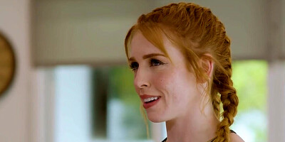 Sexy ass masseuse wants to get off with her latest client