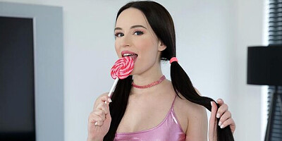 OnlyTarts featuring Milena Ray's masturbation video