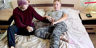 Dollhole - Karinaoblepihova-distraheret Fra Spillet Mistede Sin Modom