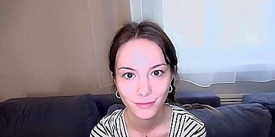 Liz Ocean - 18 Years Old With No Makeup
