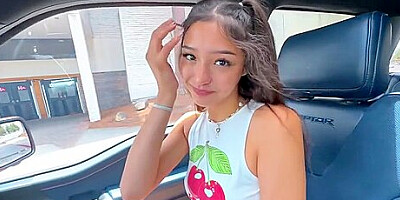 Teen 18+ Car Sex Expert Layla Jenner Puts It In Overdrive And Gets A Huge Facial