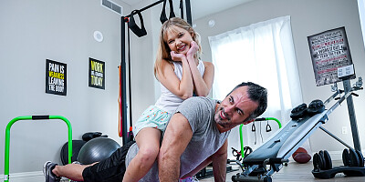 Coco Lovelock gets her pretty showered with messy cum after servicing hard dick