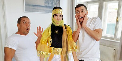 Promiscuous Lady Dee - natural tits clip - Immoral live