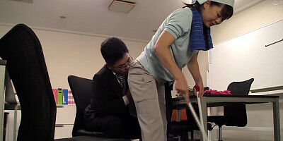 I fuck the cleaning lady 2