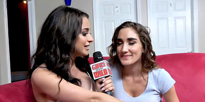 Hot stripper relaxes after the show by playing with herself