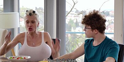 MATURE4K. Virtually Kinky