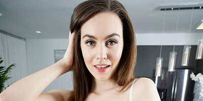 Solo movie with perfect Freya Parker from 1111 Customs