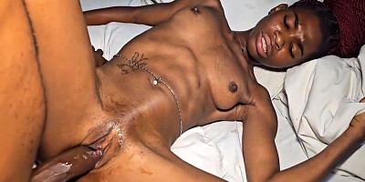 Ebony General In 19 Year Old Pussy Vibrated Hard And Squirt With Hard Fuck 10 Min