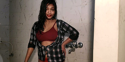 Sarika dancing in the bathroom and showing her big boobs