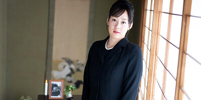 Caribbean.com: Widow AV interview ~You can pay off your deceased husband's debt right away~ Eri Saeki