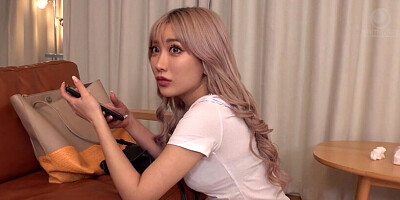 塩対応のデリヘル嬢のギャルお姉さんをお持ち帰り