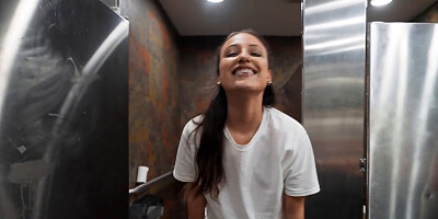 Horny Pizza worker takes some cock for a break after shift