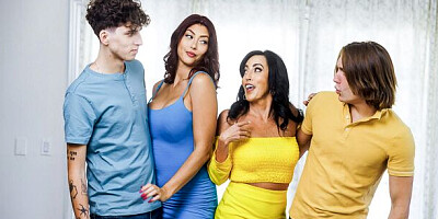 Blooming Lola and Abi's oral video