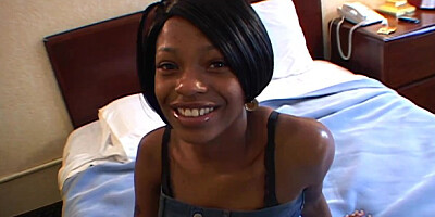 Divine madam at ebony dirt