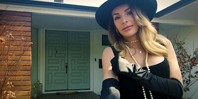 Kimmy Granger - Petite Classy Muse Reveals Her Secrets