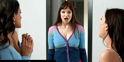 Watch explosive Penny Barber and Lexi Luna's video