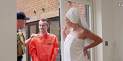 Blonde Cougar With Massive Boobs Was So To A Robber