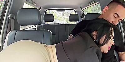 Decido Follarme A Puta Colombiana Sin Condon En Via Publica Hasta Venirme Dentro De Su Cono 19 Min