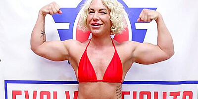 Ariel X Vs Muscle Marilyn - Ariel Is Back With A Strapon, Ready To Dominate