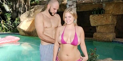 RK Prime featuring Ellie May's long legs video