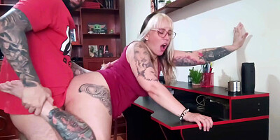 Fui De Vestido Sem Calcinha Pra Ele Me Fuder Com Forca E Ainda Levei Leite Na Cara - Loira Brasileira And Loira Cavala