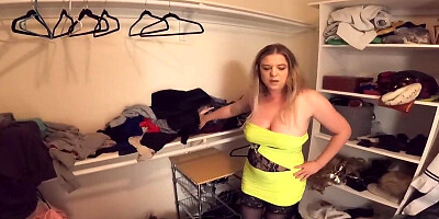 Mature whore sells her tight asshole to a hung teenager