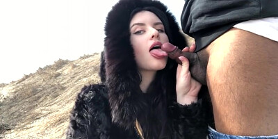 Amazing Public Blowjob Under Sunlight From Beautiful Eyed Babe Pov (imwf) With Alyssa Quinn