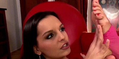 Promiscuous Eve Angel and Suzie Carina at lesbian clip