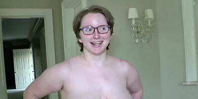 Fat MILF spreads her legs to receive a big black cock