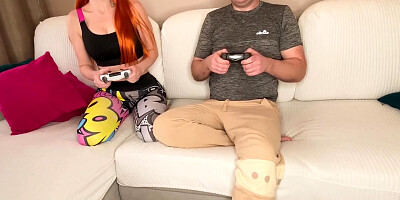 Stepmama Druga Proigrala V Futbol - Poluchila Chlen V Glubokuu Glotku I Uzkuu Kisku- Russkoe S Razgovorami