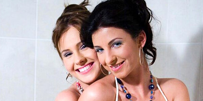 Watch sophisticated Zuzanna Z's scene