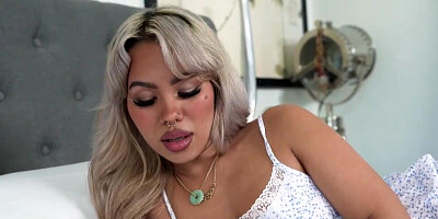 Anya Olsen & Luna Luxe and worship dick in a threesome vid